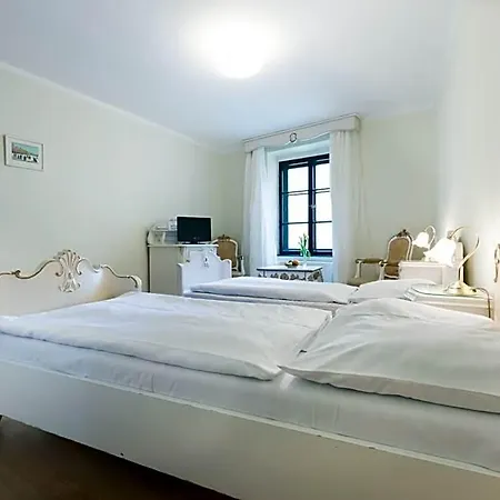 Hotel Celerin